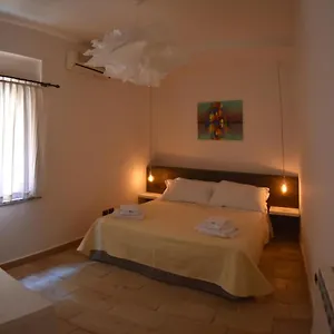 https://taormina-al-bacio-apartment.taorminaitalyhotels.com